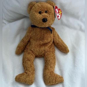 Retired Vintage Ty Beanie Baby Fuzz the Bear